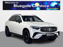 Mercedes-Benz GLC Class 300 URBAN EDITION - FULL BLACK LEATHER/ALCANTARA INTERIOR**20” BLACK ALLOYS**4 WHEEL DRIVE***REVERSE CAMERA**HEATEDFRONT SEATS**DRIVE MODE**APPLE CARPLAY*TOUCHSCREEN INFOTAINMENT SYSTEM**DIGITAL DASH*