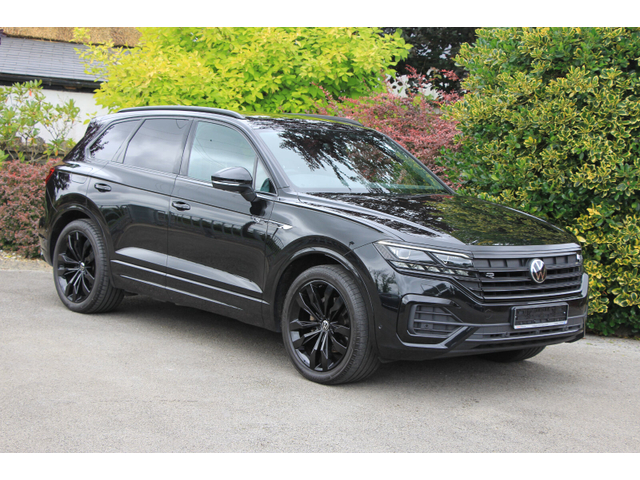 2023 VOLKSWAGEN TOUAREG Black Edition 2 seat commercial * Sunroof * Vat invoice included