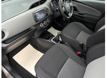 2017 Toyota Yaris 1L Petrol For Sale Images