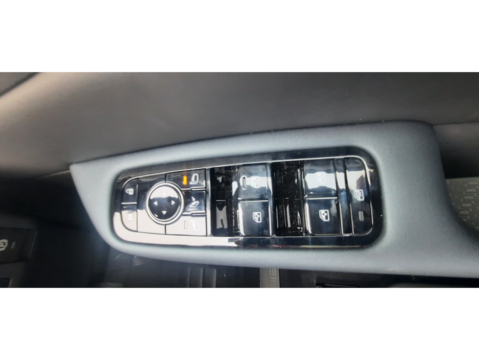 Nissan Leaf 52KW EVOLVE 5DR AUTO 2 TONE — thumbnail 21