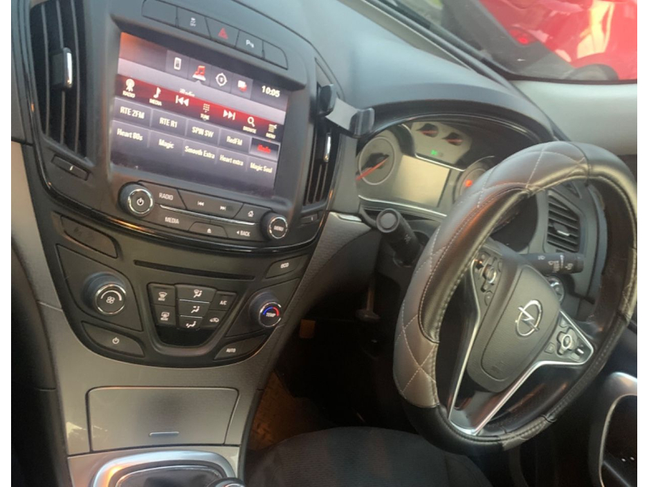 Opel Insignia 1.6 SC Saloon Diesel Manual (136bhp) — thumbnail 4
