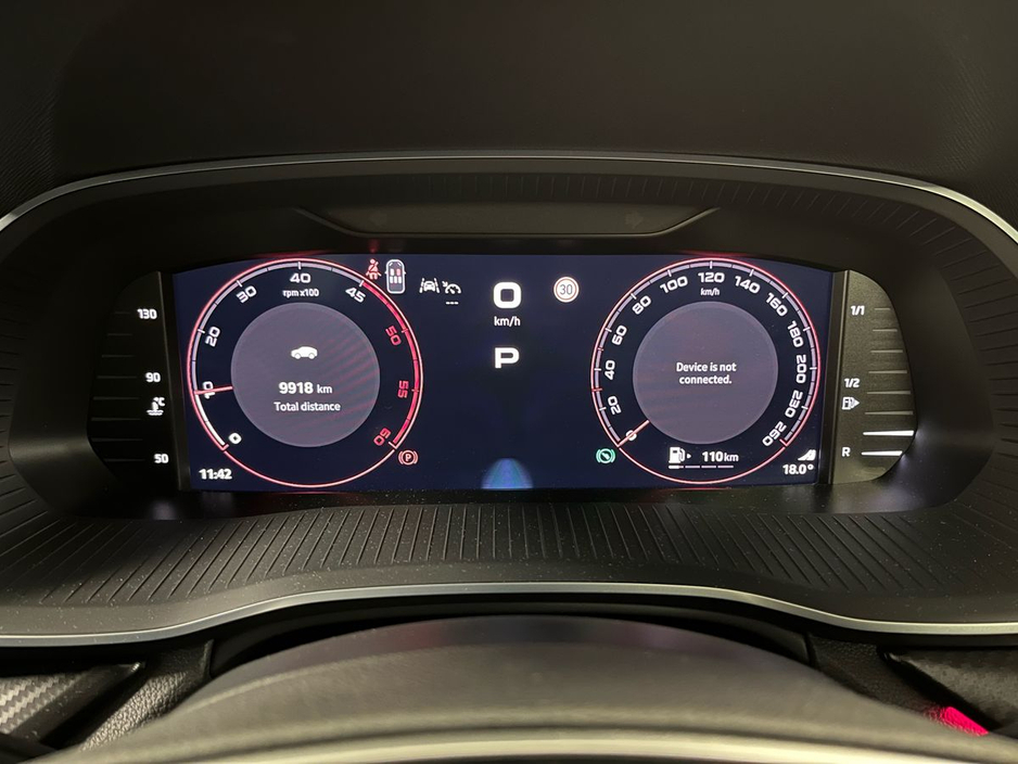 Skoda Octavia Sportline DSG 2.0TDI 150BHP - Reversing Camera - Ambient Lighting - Climate Control - Heated Seats - Keyless Start - Apple CarPlay/Android Auto — thumbnail 17