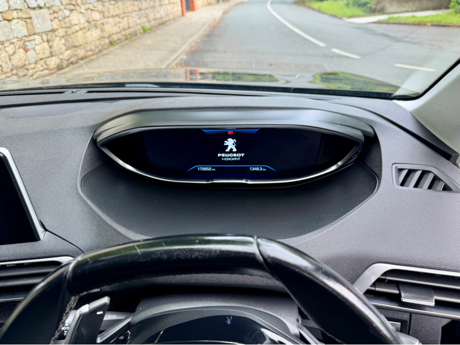 2020 Peugeot 5008 1.5L Diesel For Sale Images