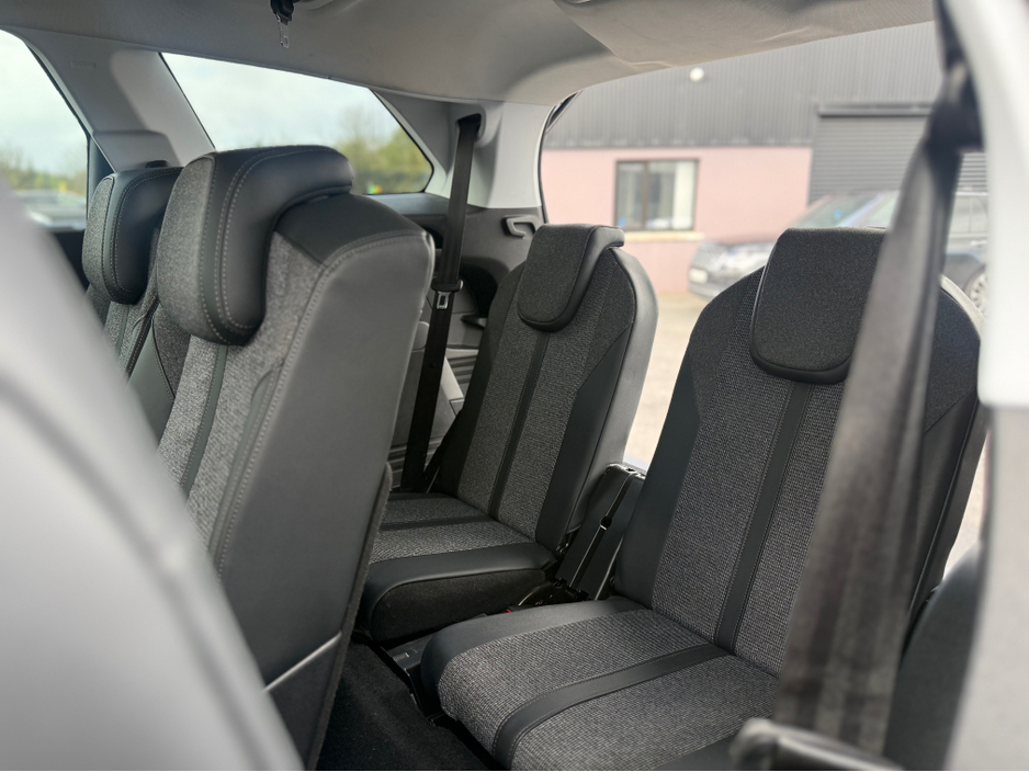 2019 Peugeot 5008 1.5L Diesel For Sale Images