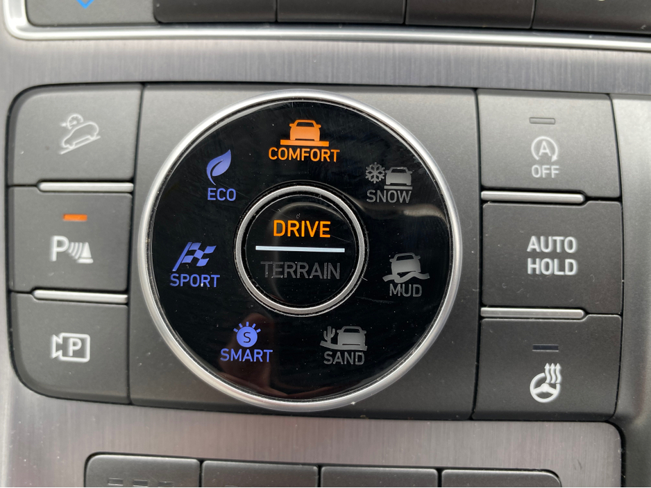 2023 Hyundai Santa Fe 2.2L Diesel For Sale Images