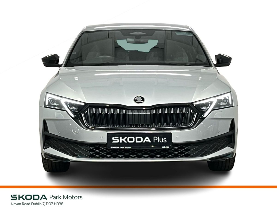 Skoda Octavia Sportline DSG 2.0TDI 150BHP - Reversing Camera - Ambient Lighting - Climate Control - Heated Seats - Keyless Start - Apple CarPlay/Android Auto — thumbnail 13