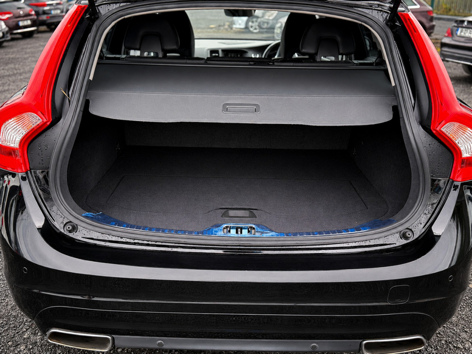 2016 Volvo V60 2L Diesel For Sale Images