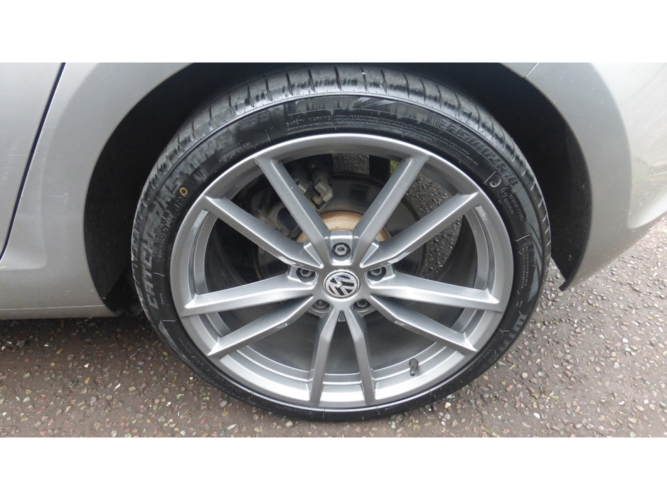 2016 Volkswagen Golf 1.2L Petrol For Sale Images