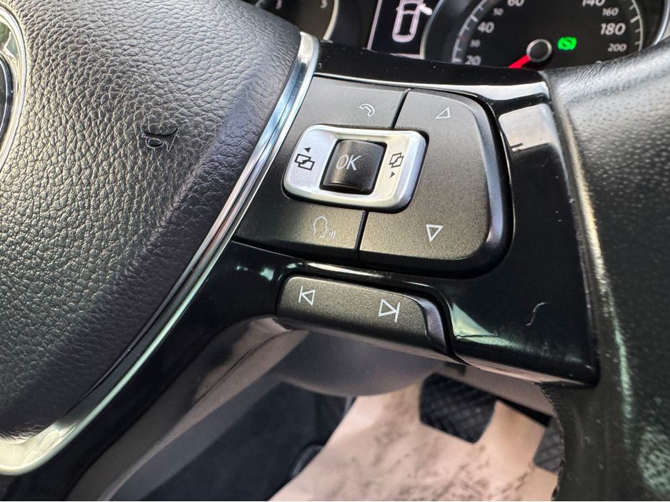 2017 Volkswagen Golf 1.2L Petrol For Sale Images