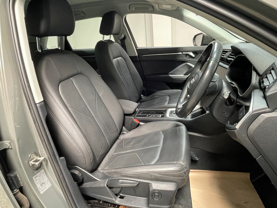 2021 Audi Q3 2L Diesel For Sale Images