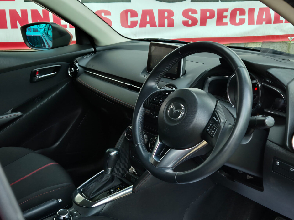 Mazda Demio — thumbnail 6