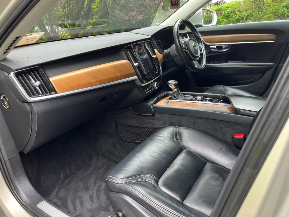 2017 Volvo V90 2L Diesel For Sale Images