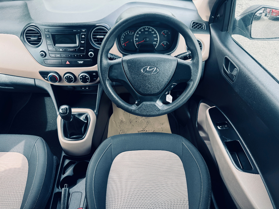 Hyundai i10 1.0 CLASSIC 5DR — thumbnail 19