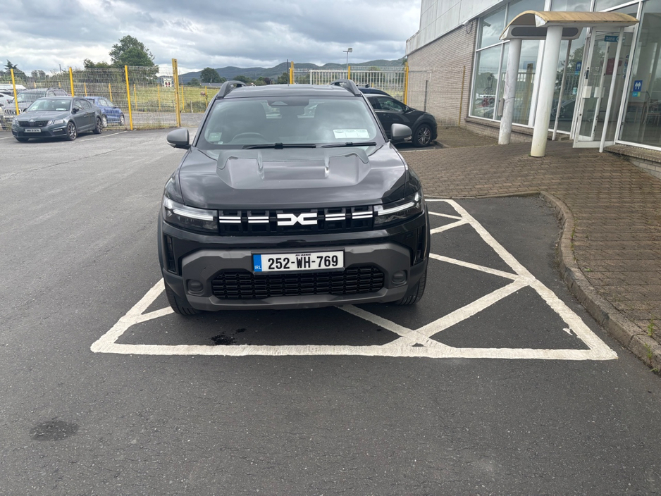 2025 Dacia Duster 1.2L Petrol Hybrid For Sale Images