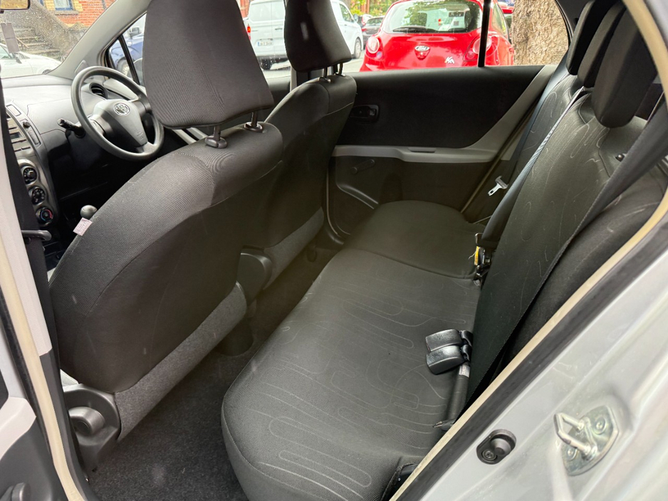 2010 Toyota Yaris 1L Petrol For Sale Images
