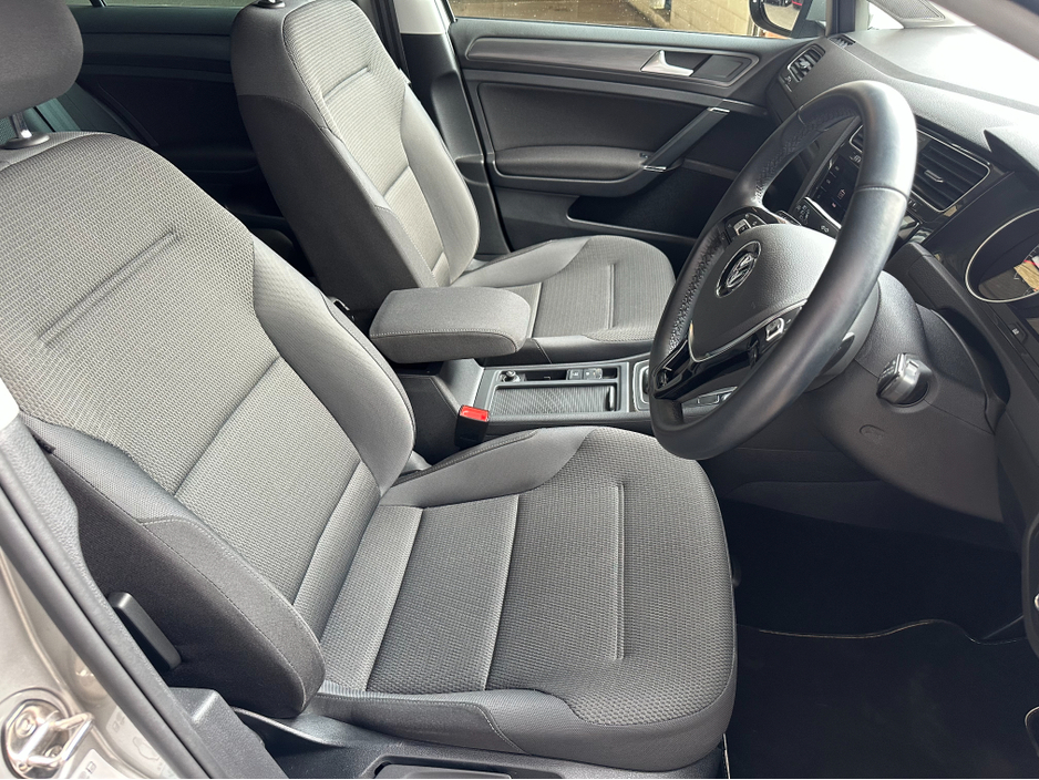 2018 Volkswagen Golf 1.2L Petrol For Sale Images