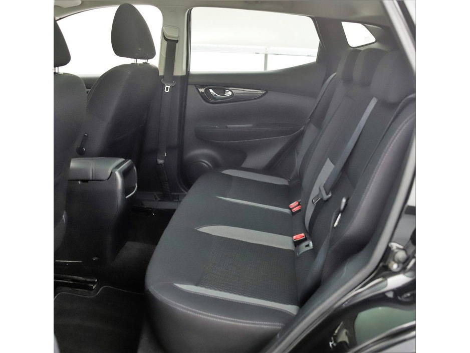 Nissan Qashqai 1.5 DSL SE 6SPD *PANORAMIC ROOF*SAT NAV*REVERSE CAM* — thumbnail 16