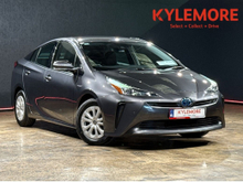 Toyota Prius 1.8 HYBRID AUTOMATIC - CRUISE CONTROL - REAR CAMERA - MULTI FUNCTION STEERING WHEEL - HEATING / AC CONTROLS