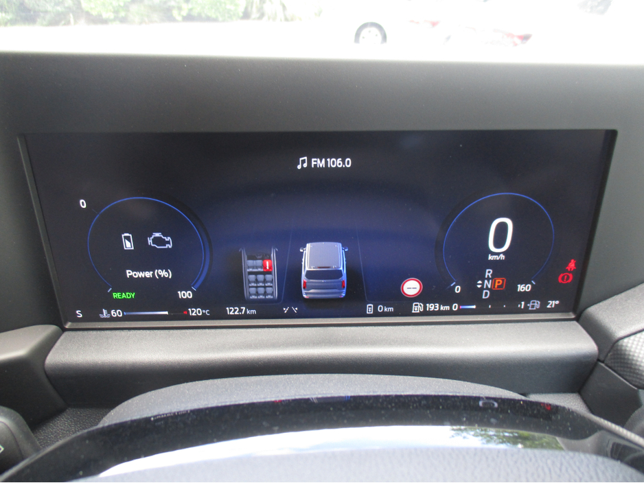 2026 Ford Transit Custom Kombi 2.5L Petrol Plug-in Hybrid For Sale Images