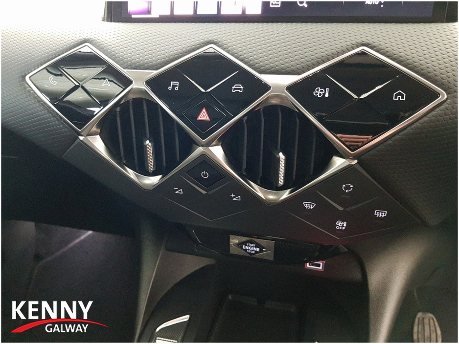 2025 DS Automobiles DS 3 1.2L Petrol For Sale Images