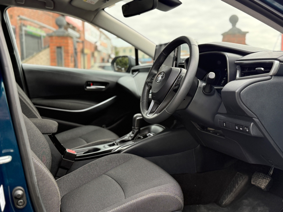 2025 Toyota Corolla 1.8L Petrol Hybrid For Sale Images