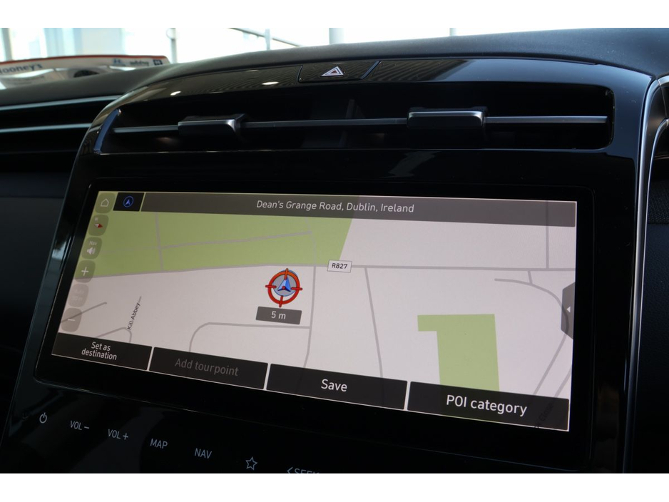 Hyundai Tucson 2WD Executive Plus HEV Auto w.2 Tone Roof — thumbnail 21