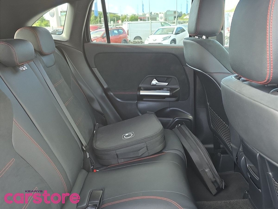 Mercedes-Benz GLA Class GLA AMG Line PHEV 250e A/T — thumbnail 13