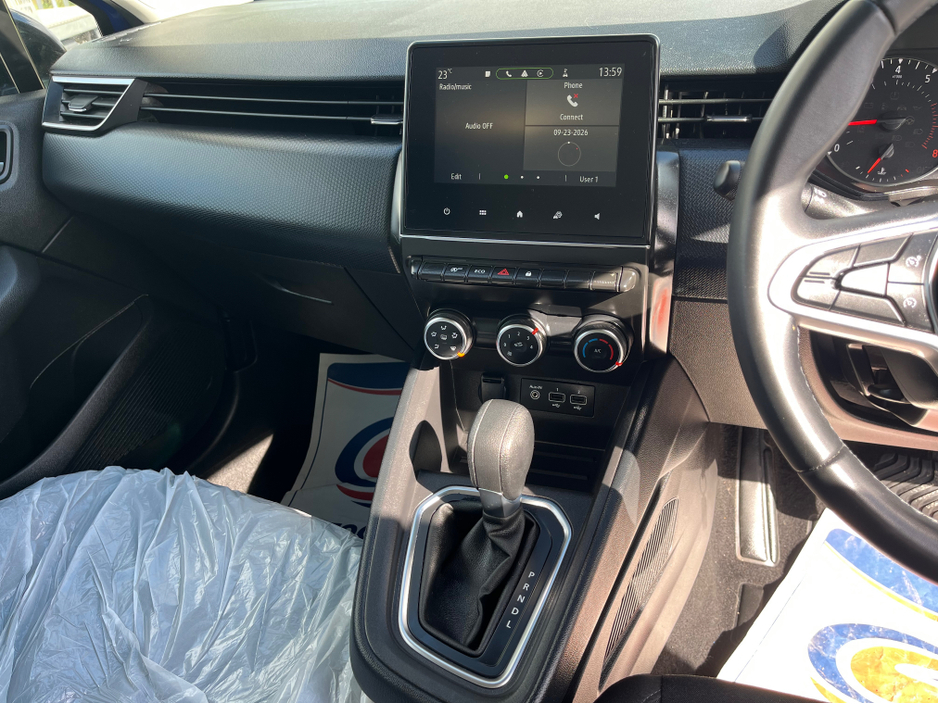 2023 Renault Clio 1L Petrol For Sale Images