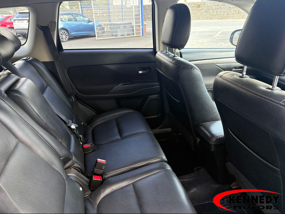 2016 Mitsubishi Outlander 2.3L Diesel For Sale Images