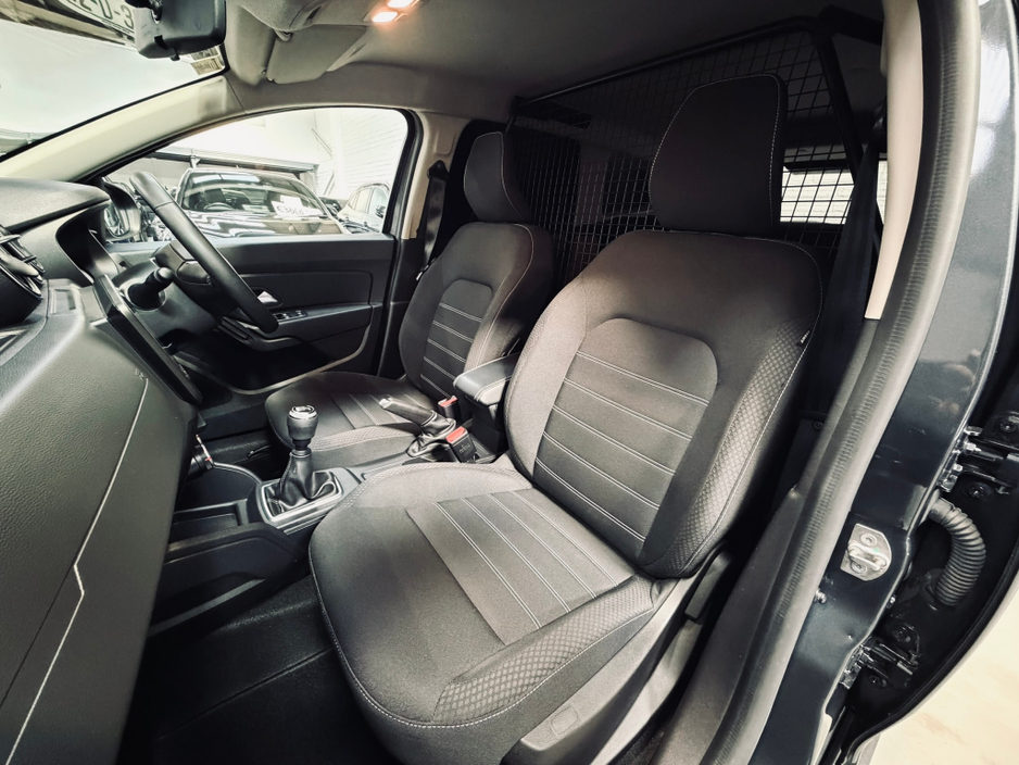 2023 Dacia Duster 1.5L Diesel For Sale Images