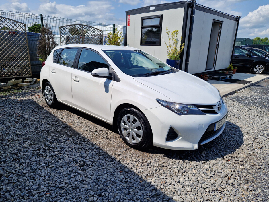 2015 Toyota Auris 1.4L Diesel For Sale Images