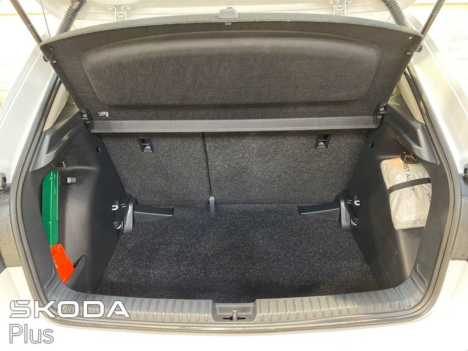 Skoda Fabia Selection 1.0MPI 80bhp — thumbnail 18