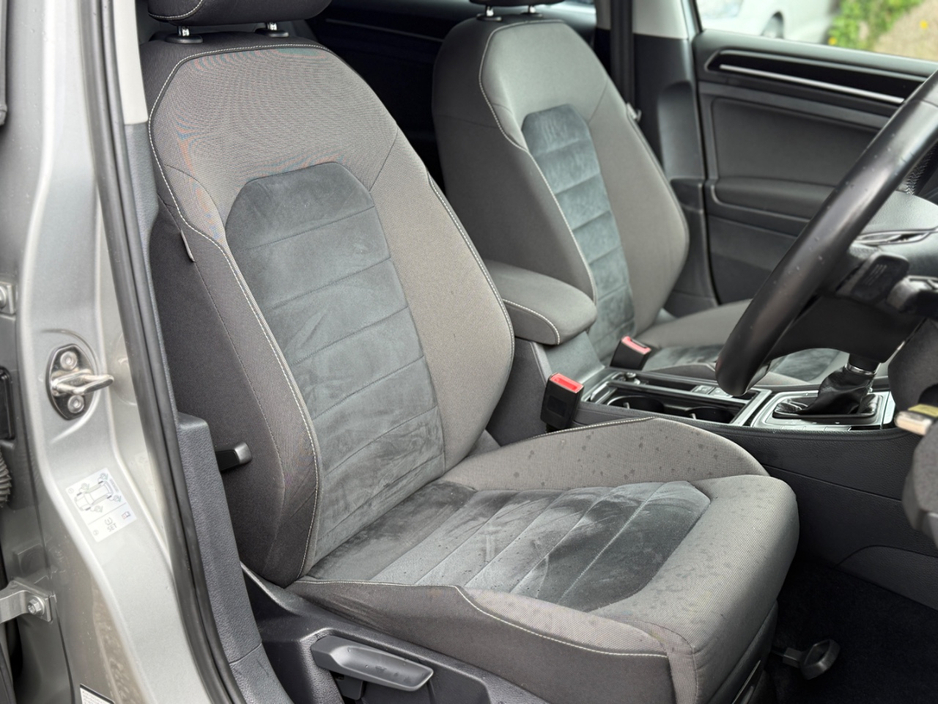 2013 Volkswagen Golf 1.4L Petrol For Sale Images