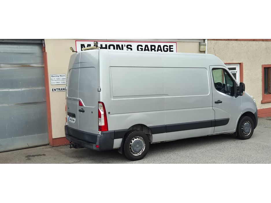 2014 Renault Master 2.3L Diesel For Sale Images