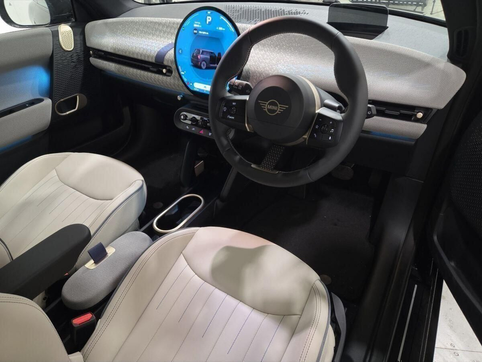 2026 MINI Hatch 0L Electric For Sale Images