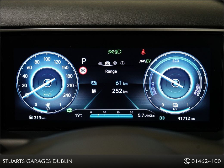 Hyundai Tucson Executive Phev 5DR Auto — thumbnail 16