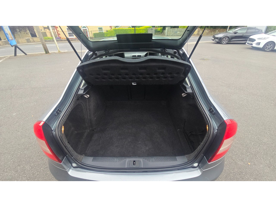 2013 Skoda Octavia 1.2L Petrol For Sale Images