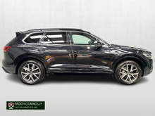 2021 Volkswagen Touareg 3L Diesel For Sale Images