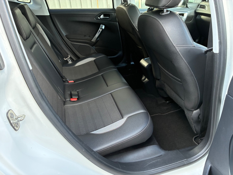 2017 Peugeot 2008 1.6L Diesel For Sale Images