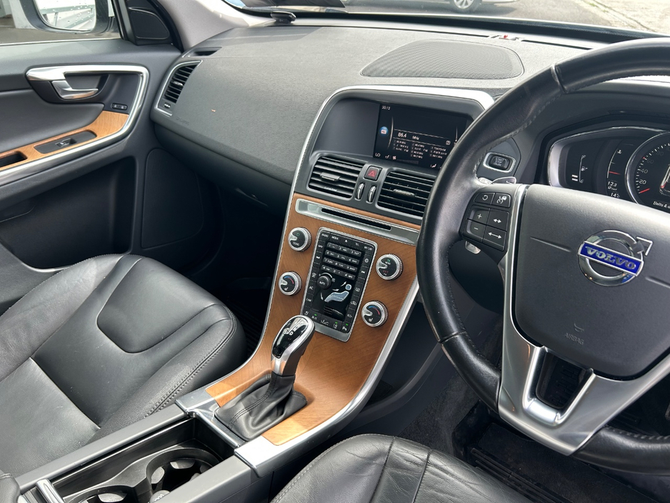 2017 Volvo XC60 2L Diesel For Sale Images