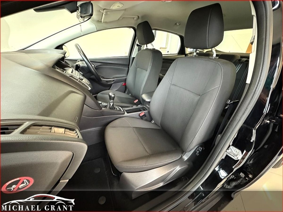 2017 Ford Focus 1.0L Petrol For Sale Images