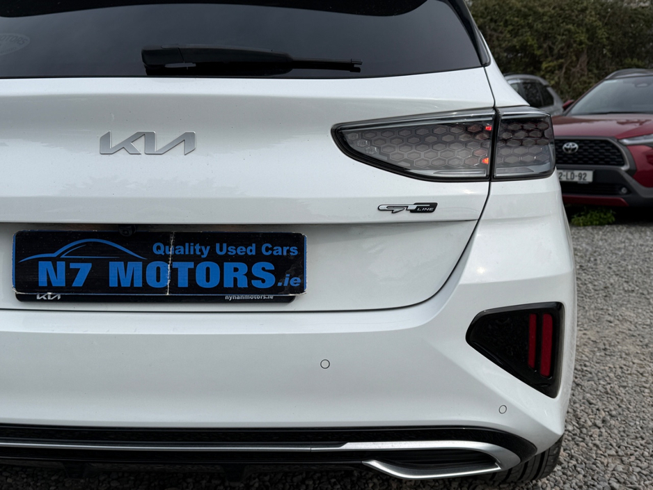 2022 Kia Ceed 1.6L Diesel Hybrid For Sale Images