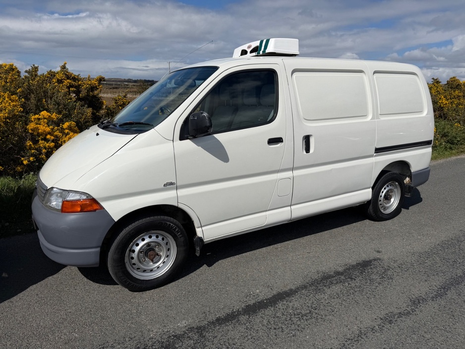 2005 Toyota Hiace For Sale Images