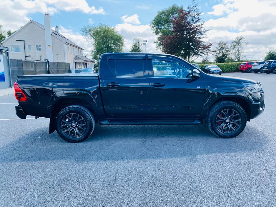 2023 Toyota Hilux 2.4L Diesel For Sale Images