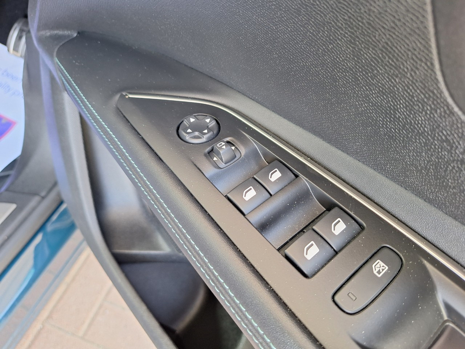 2024 Peugeot 5008 1.5L Diesel For Sale Images