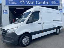 2021 Mercedes-Benz Sprinter 2.1L Diesel For Sale Images