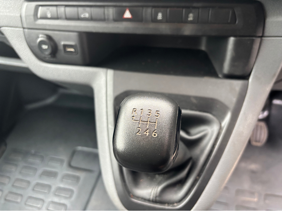 2021 Opel Vivaro 1.5L Diesel For Sale Images