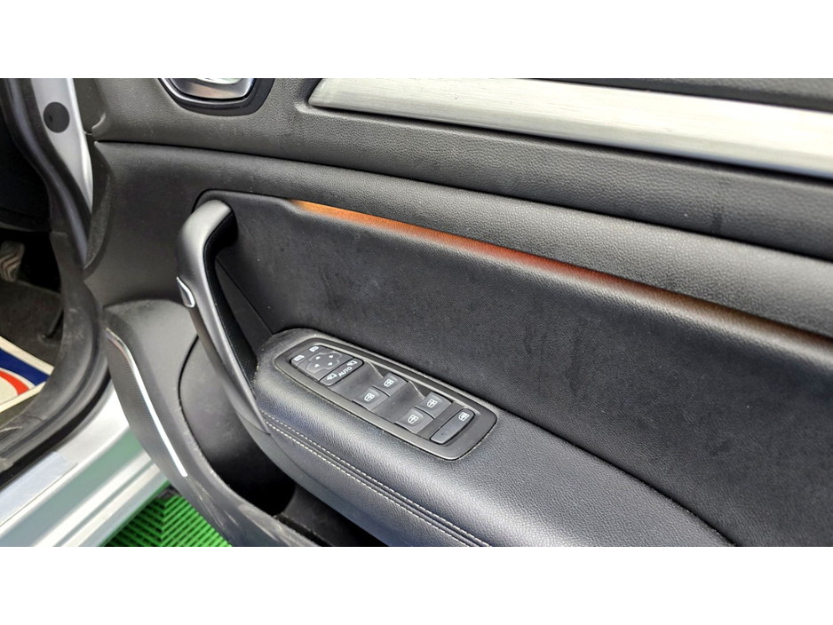 Renault Megane DYNAMIQUE NAV DCI 110 4DR — thumbnail 16