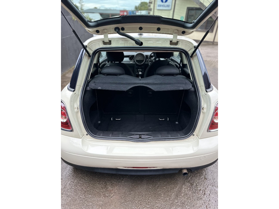 MINI Hatch 1.6 3DR FIRST — thumbnail 9
