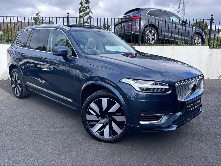 2024 Volvo XC90 For Sale Images